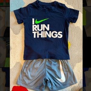 Nike 2 piece outfit 2T